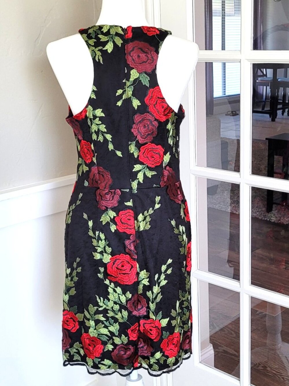 Betsey Johnson Rose Lace Dress - Picture 3 of 6